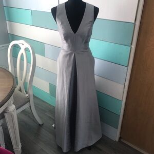 Alfred Sung D611 Womens size 0 Gray Satin Maxi Formal Gown Dress Sleeveless